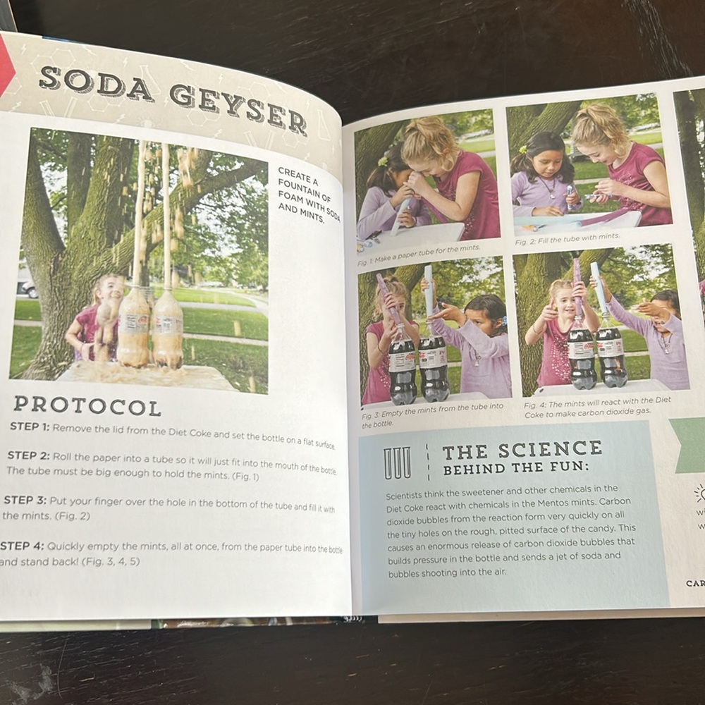 Kitchen Lab Science book - Picture 3 of 3